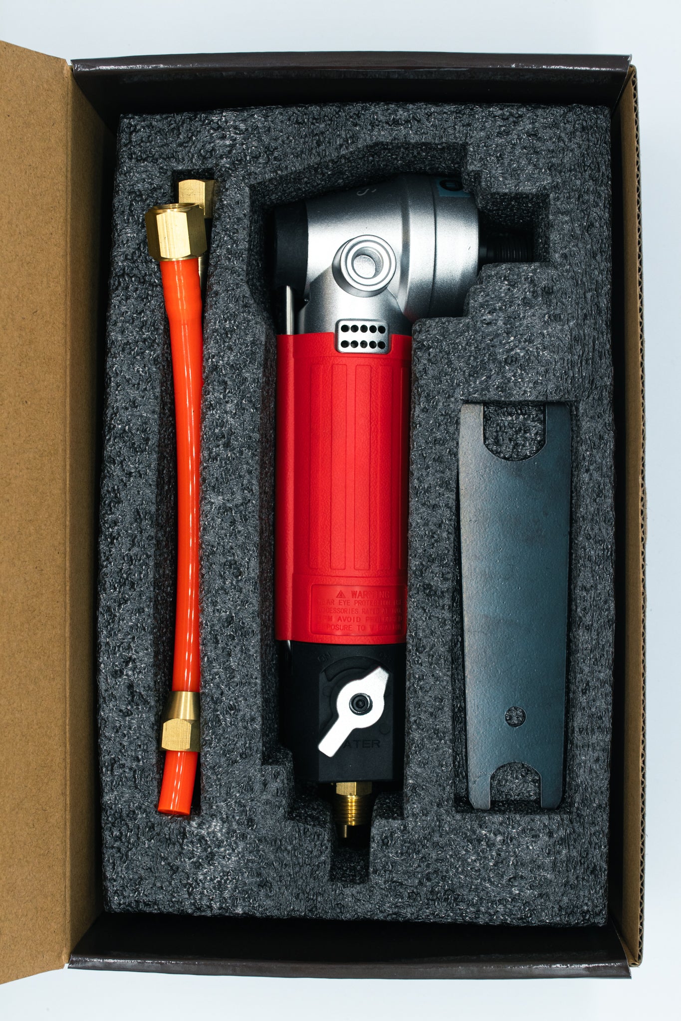 Water fed Pneumatic Polisher